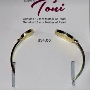 Toni Cuff Bracelet with Genuine Mother of Pearl‎